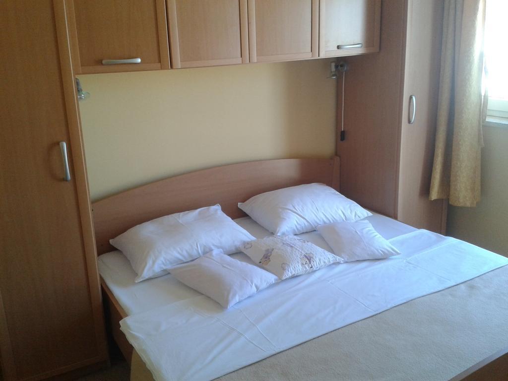 Apartments Lalic Vodice Esterno foto
